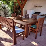 Ferienhaus Sabina Mit Zwei Ferienwohnung Und Pool